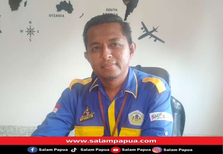 Direktur Politeknik Amamapare Timika, Ir. Herman Dumatubun,S.T,M.T (salampapua.com/Acik)