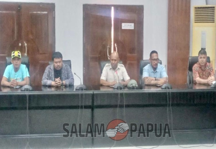 PULUHAN PENGURUS CABOR MINTA KEJELASAN KETUA KONI MIMIKA