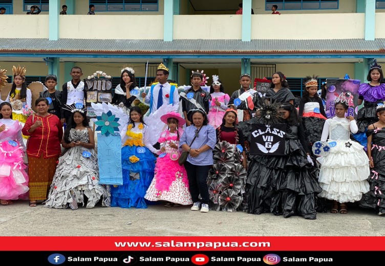 Rayakan Hardiknas, SMPN 2 Timika Gelar Lomba Fashion Show