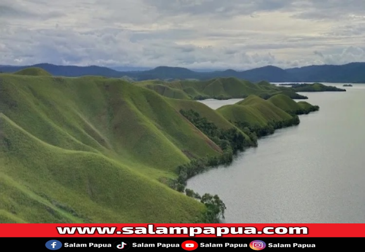 Pemandangan di Bukit Tungku Wiri, Jayapura, Papua (Celebes.co)