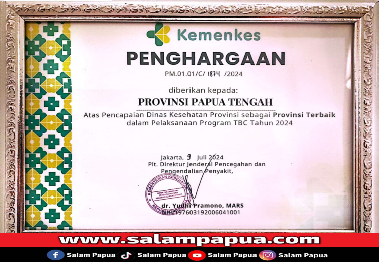 2. Piagam enghargaan dari Kemenkes kepada Pemprov Papua Tengah (Humas PPT)