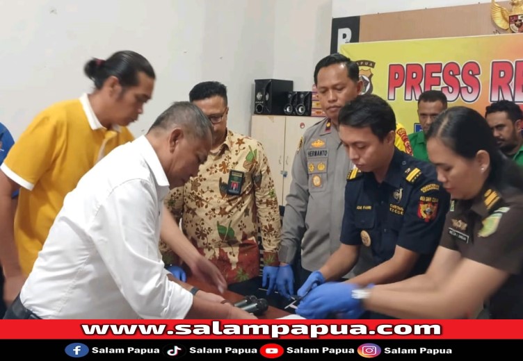 Pemusnahan barang bukti narkoba jenis ganja dan shabu (salampapua.com/Acik)