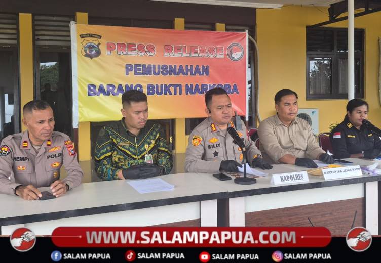 Polres Mimika Musnahkan 296,1838 Gram Sabu Senilai Rp900 Juta, Pelaku Utama Masuk DPO