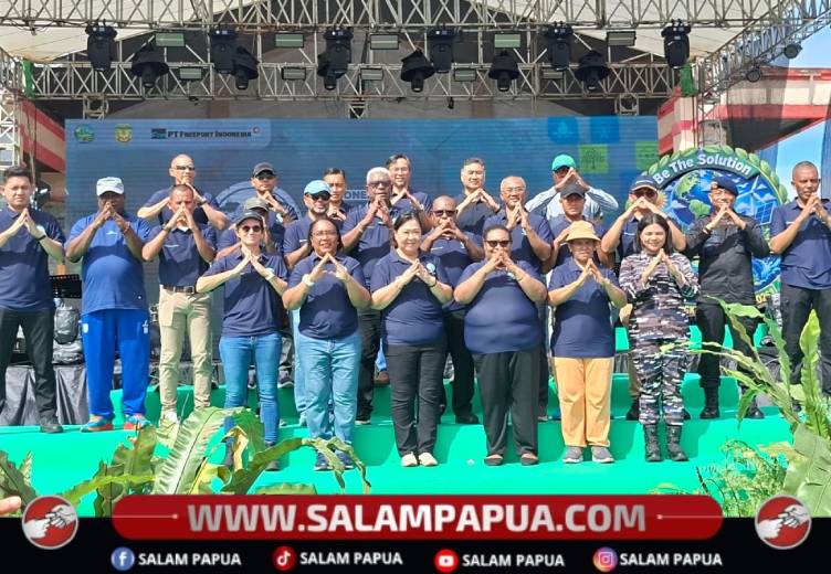 Foto bersama Bupati, Wakil Bupati Mimika dan Forkopimda dan manajemen PTFI usai pembukaan Hari Lingkungan Hidup di halaman Gedung Eme Neme Yauware, Jumat (5/6/2026)(Salampapua.com/Sianturi)