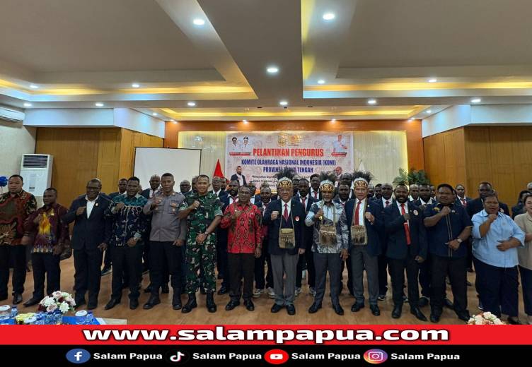 Foto bersama usai pelantikan pengurus KONI Provinsi Papua Tengah Periode 2025-2029 di Hotel Grand Tembaga, Kamis (24/7/2025) (Salampapua.com/Evita)