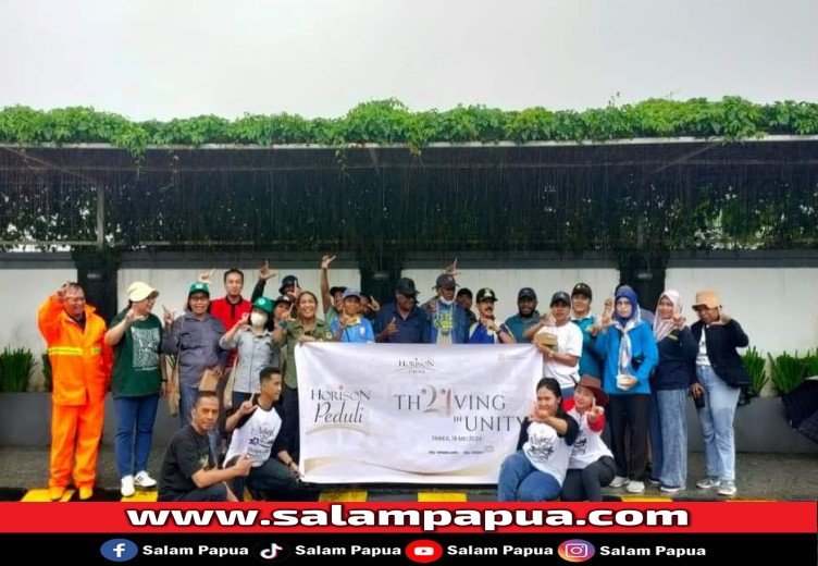 DLH Mimika Bersama Horison Ultima Mimika Gelar Bersih-Bersih Lingkungan