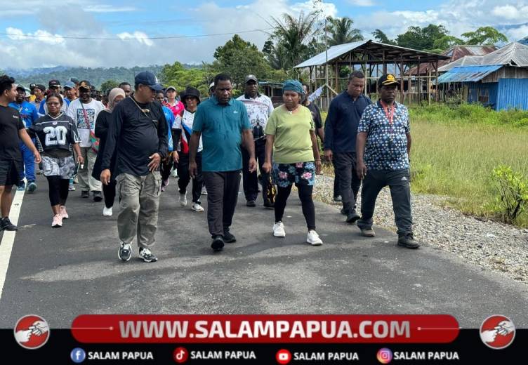 Semarak Hari Pendidikan Nasional Di Nduga, Jalan Sehat Jadi Simbol Kebersamaan
