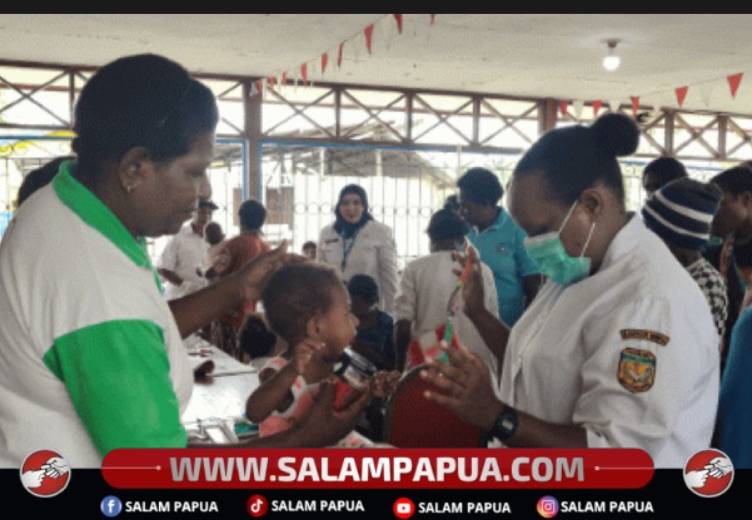 Dinkes Mimika Bersama Puskesmas Atuka Buka Pelayanan Saat Peresmian Koperasi Merah Putih