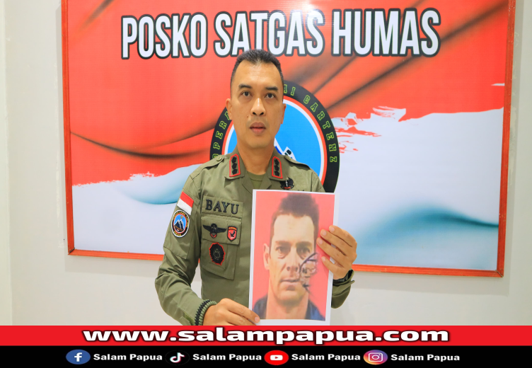 Helikopter Dibakar, Pilot Asal Selandia Baru Tewas Dibunuh KKB Di Distrik Alama