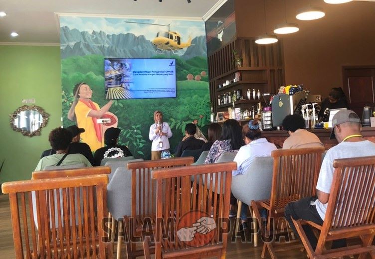 PTFI Dan Loka POM Mimika Gelar Sosialisasi Keamanan Pangan Lokal Untuk Industri Rumah Tangga OAP