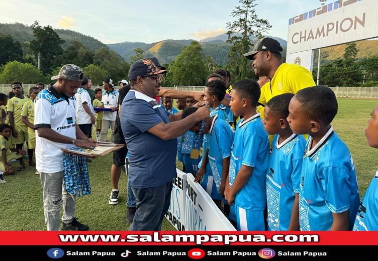 (Foto Corp.Comm PTFI)