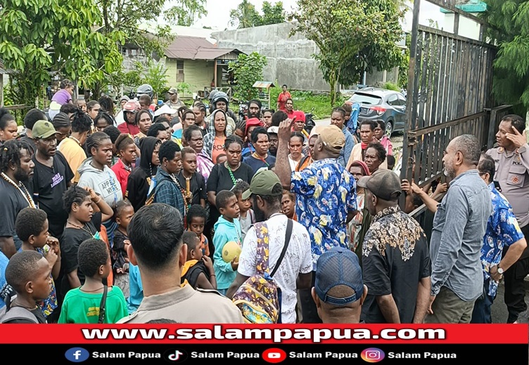 Puluhan Warga Amungme Tembagapura Gembok Gerbang Masuk SATP Timika, Ini Penjelasan YPMAK