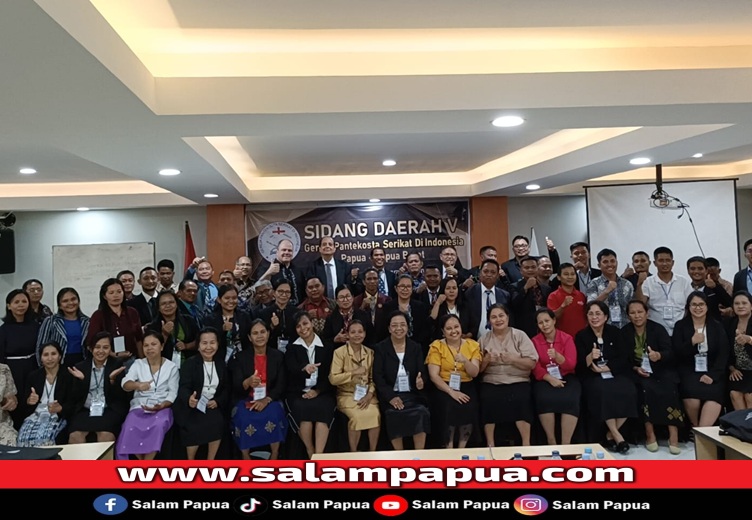 Foto bersama penutupan Sidang Daerah ke-V GPSDI Papua-Papua Barat (salampapua.com/Acik)