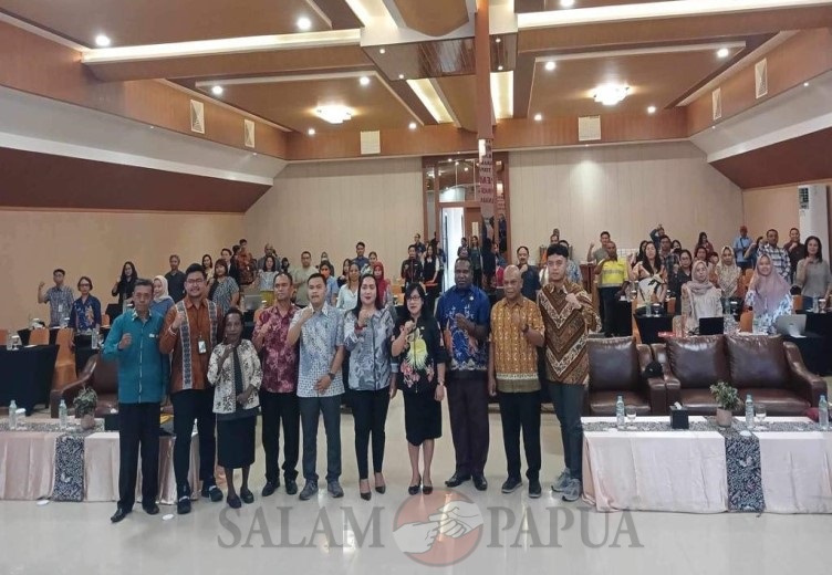 Foto bersama peserta Bimtek (Foto:salampapua.com/Evita)