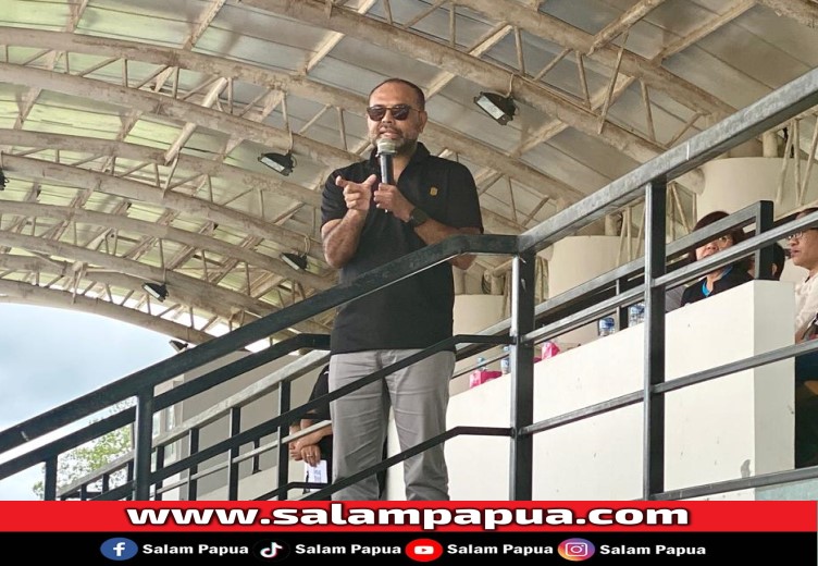 Sambutan Direktur & EVP Sustainable Development and Community Relation PTFI Claus Wamafma saat membuka secara resmi Freeport Junior Cup (FJC) 2024 (salampapua.com/Evita)